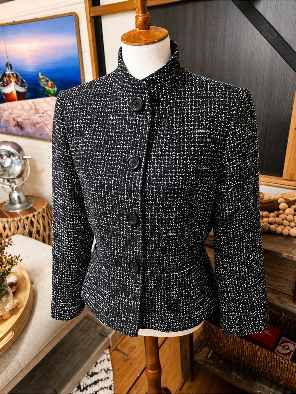 Tahari Arthur S. Levine Tweed Jacket Size 10 Black White Classic Blazer